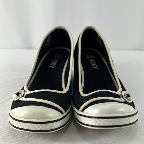 Roxy Women’s Black White Canvas Sneaker Rubber Toe Wedge Heels size 10 - Picture 2 of 10